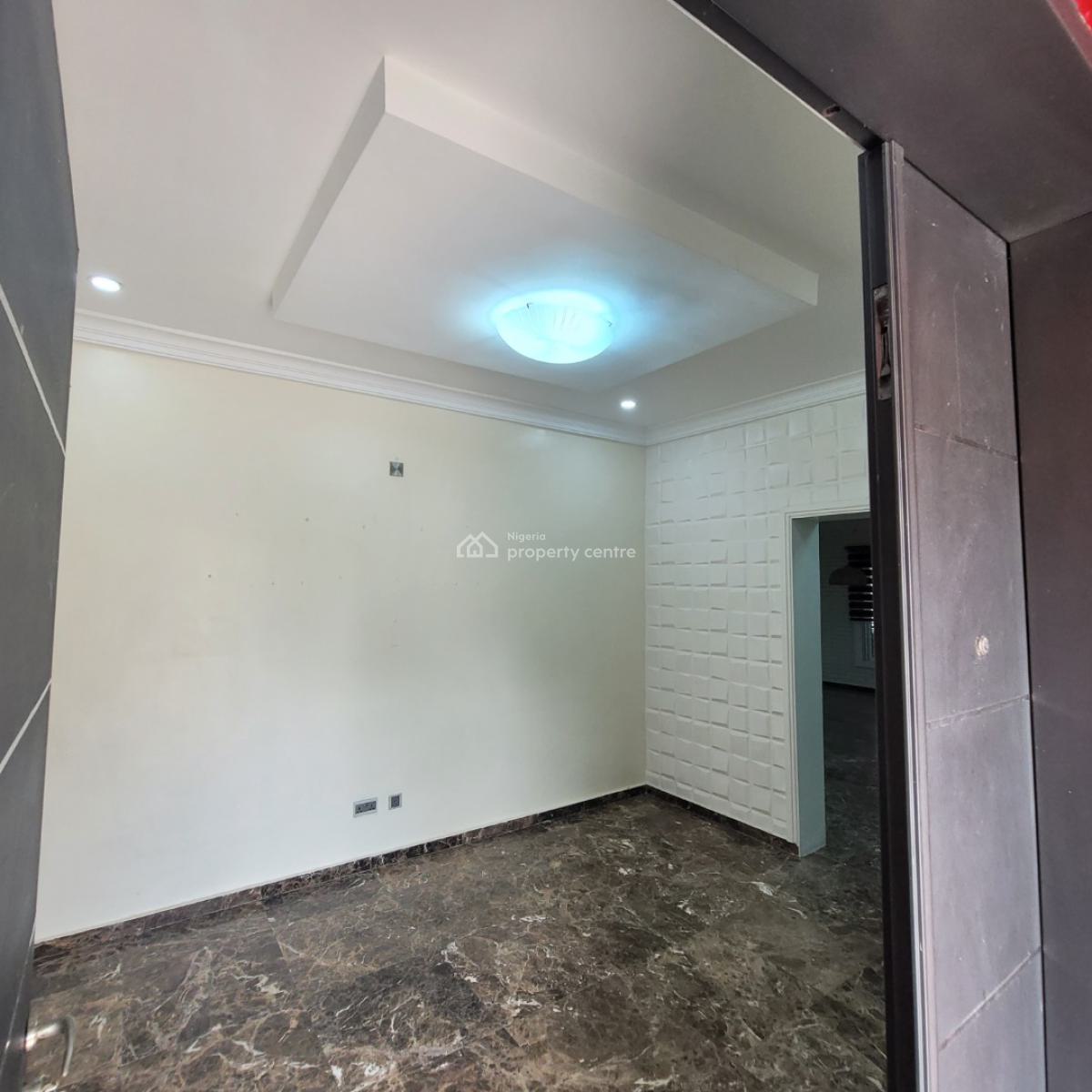 6 Bedroom Partially Furnished Fully Detached Duplex, Behind Shoprite Novare Mall/ Pearl Garden Estate, Sangotedo, Ajah, Lagos, Detached Duplex for Sale