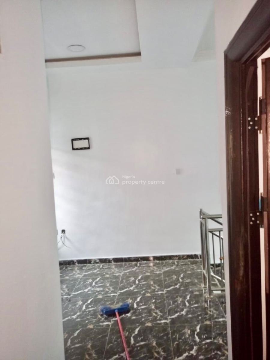 Hot Deal for Fastest Fingers, Secured Estate, Sangotedo, Ajah, Lagos, House for Rent
