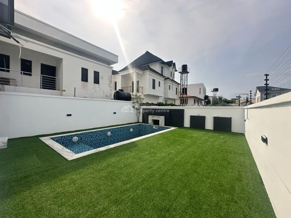 5 Bedroom Fully Detached House, New Road, Lekki, Lagos, Detached Duplex for Sale