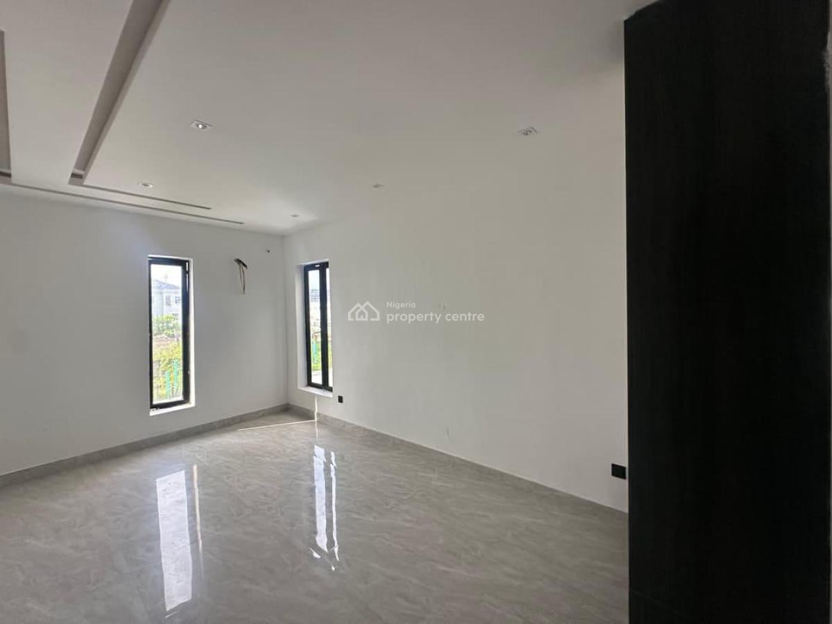 5 Bedroom Fully Detached House, New Road, Lekki, Lagos, Detached Duplex for Sale