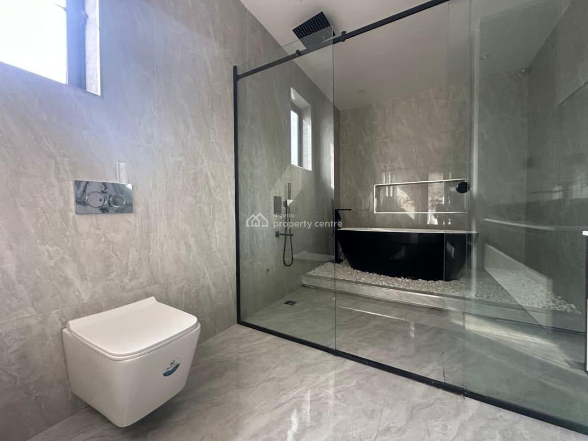 5 Bedroom Fully Detached House, New Road, Lekki, Lagos, Detached Duplex for Sale