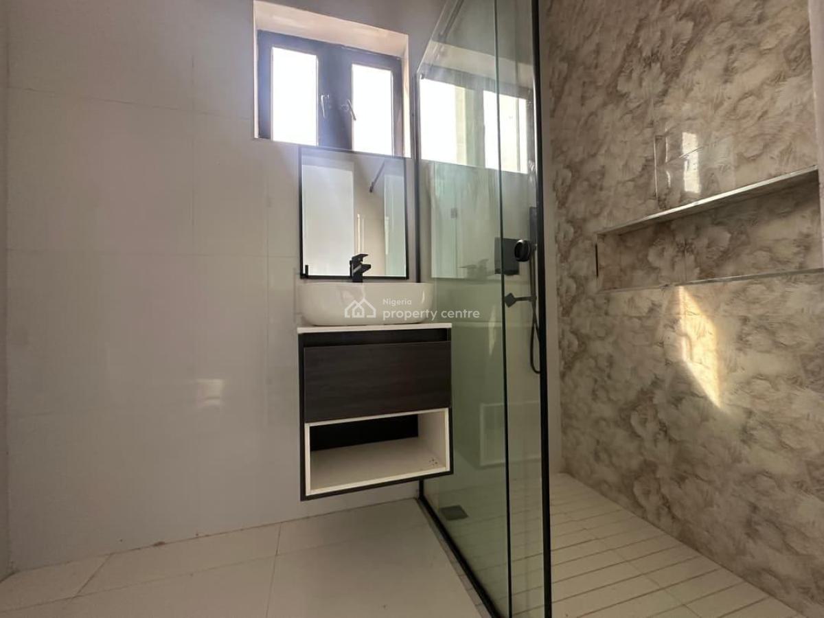 5 Bedroom Fully Detached House, New Road, Lekki, Lagos, Detached Duplex for Sale