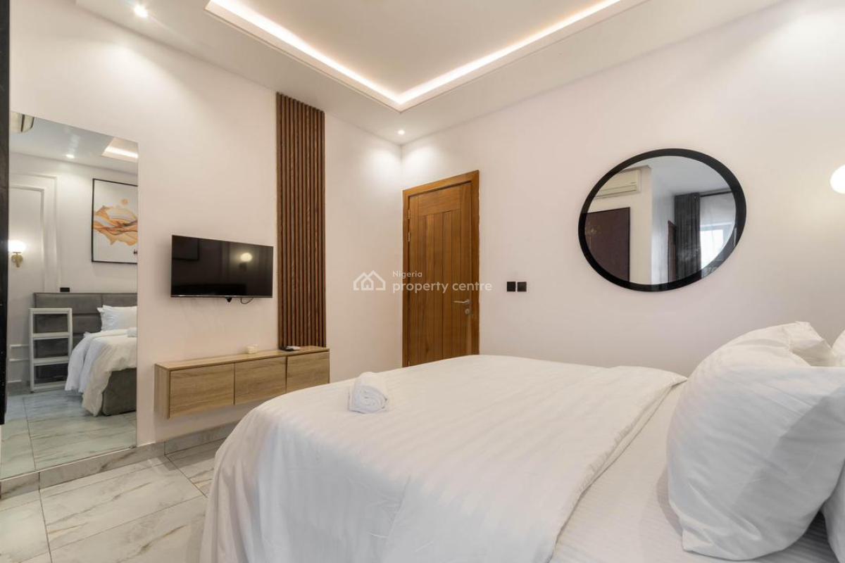 Luxury 2 Bedroom Maisonette with Top Notch Amenities, House Keeping with Chef on Demand, Lekki Phase 1, Lekki, Lagos, Flat / Apartment Short Let