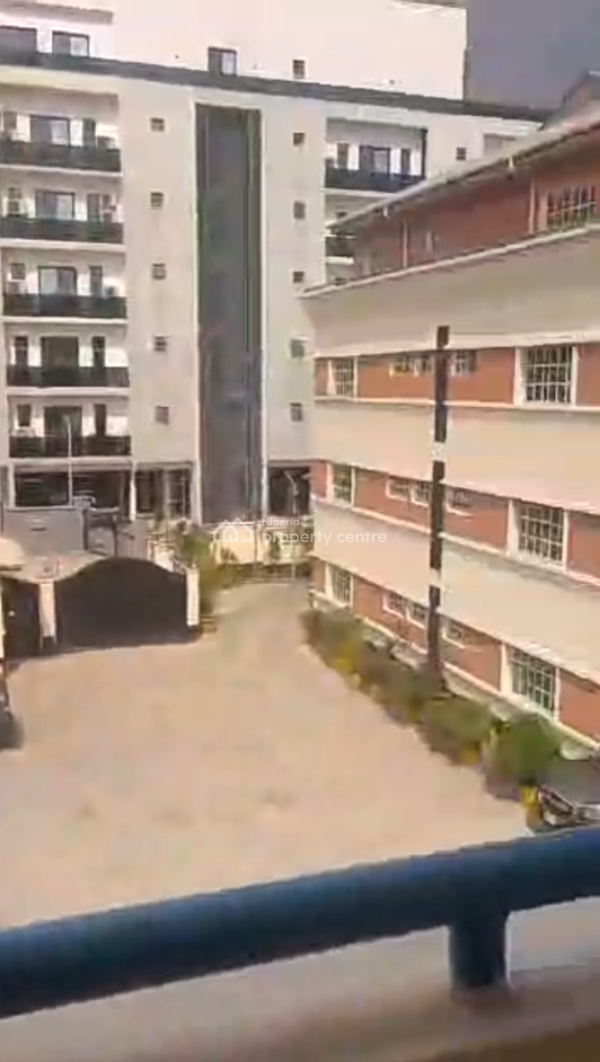 Fully Serviced 3bedroom Flat with Study Rooom All Ensuite with Fitted, Mobolaji Johnson, Ikoyi, Lagos, Flat / Apartment for Rent