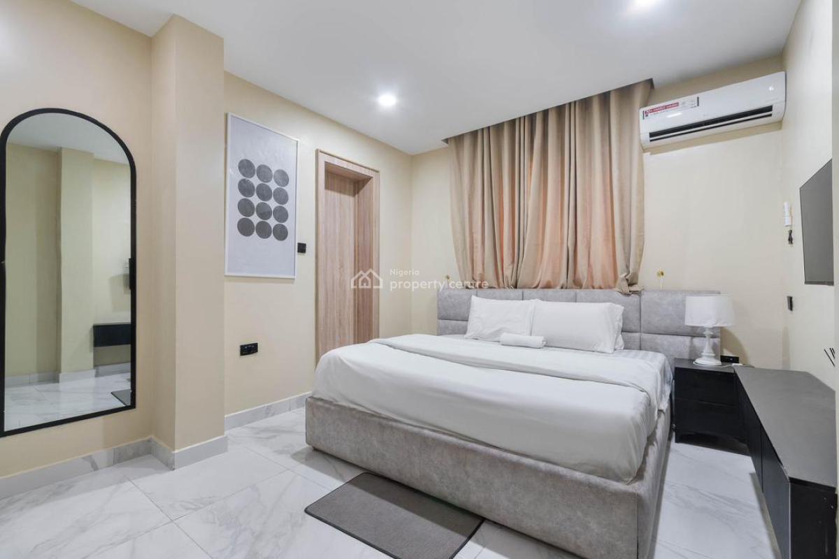 Luxury Brand New 2 Bedroom Apartment with Top Notch Amenities, Housekeeping,balcony,en-suite Rooms ,chef and Lots More, Lekki Phase 1, Lekki, Lagos, Flat / Apartment Short Let