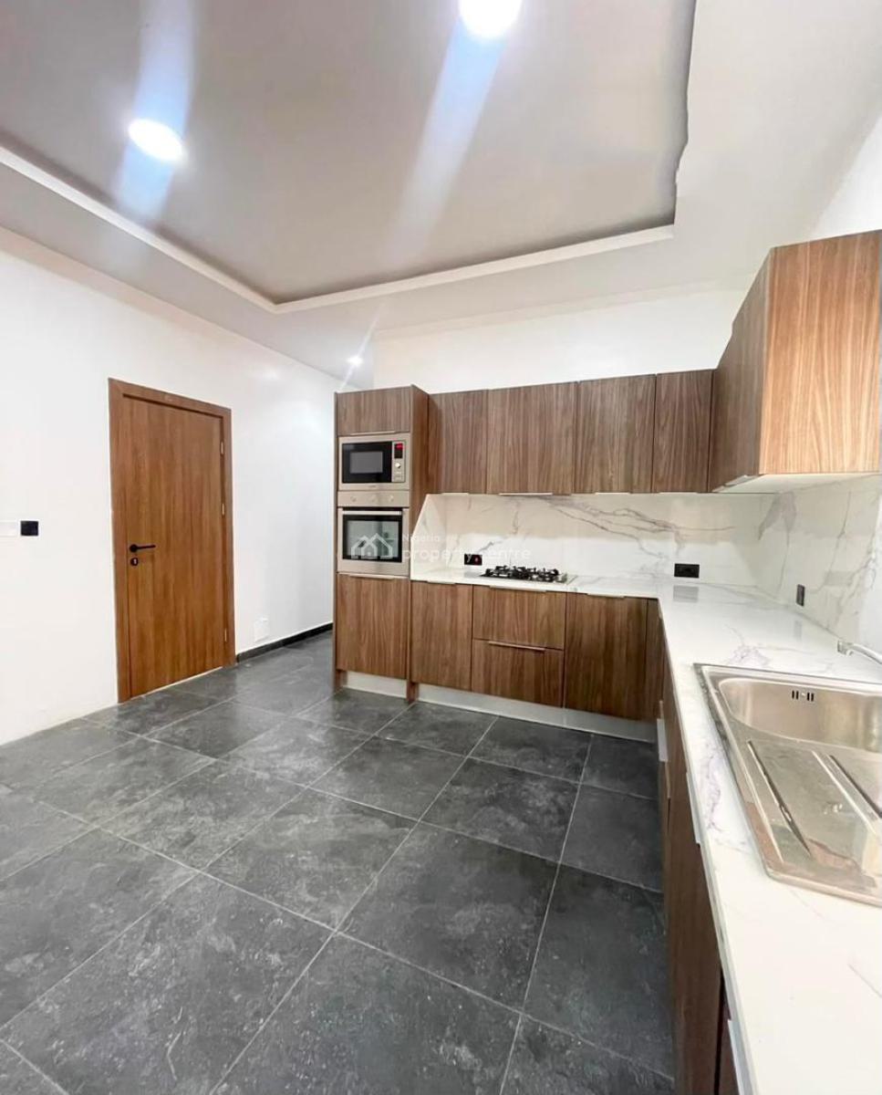 3 Bedroom Apartment with a Bq 3rd Floor, Ikate, Lekki, Lagos, Flat / Apartment for Rent