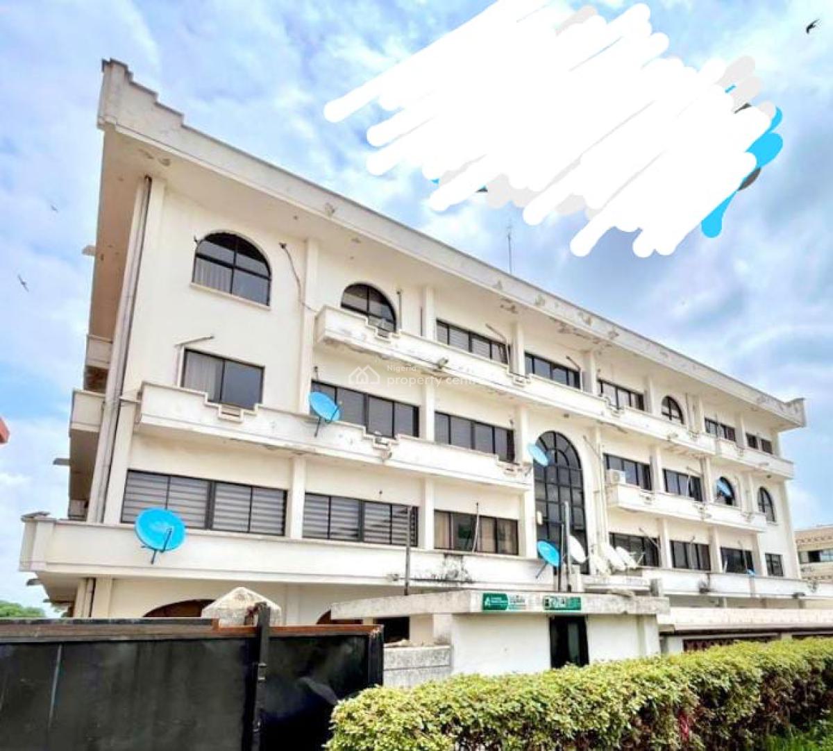 51 Cooperate Office Space, Wuse, Abuja, Plaza / Complex / Mall for Sale