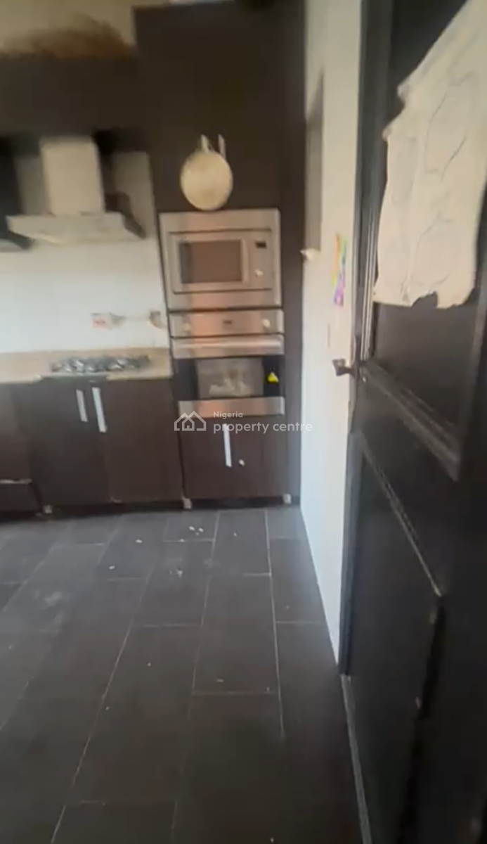 Self Serviced 3bedroom Flat with Bq, U3 Estate Lekki Right, Lekki Phase 1, Lekki, Lagos, Flat / Apartment for Rent