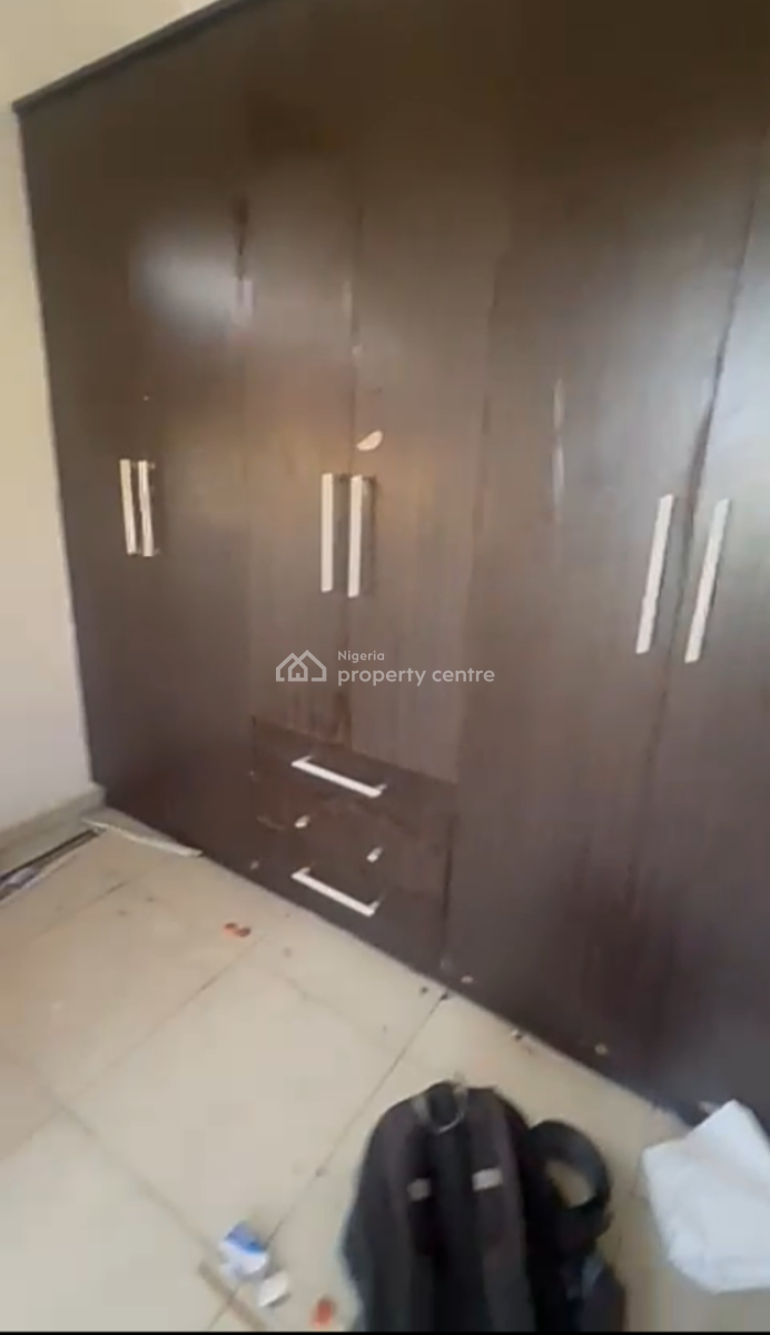 Self Serviced 3bedroom Flat with Bq, U3 Estate Lekki Right, Lekki Phase 1, Lekki, Lagos, Flat / Apartment for Rent