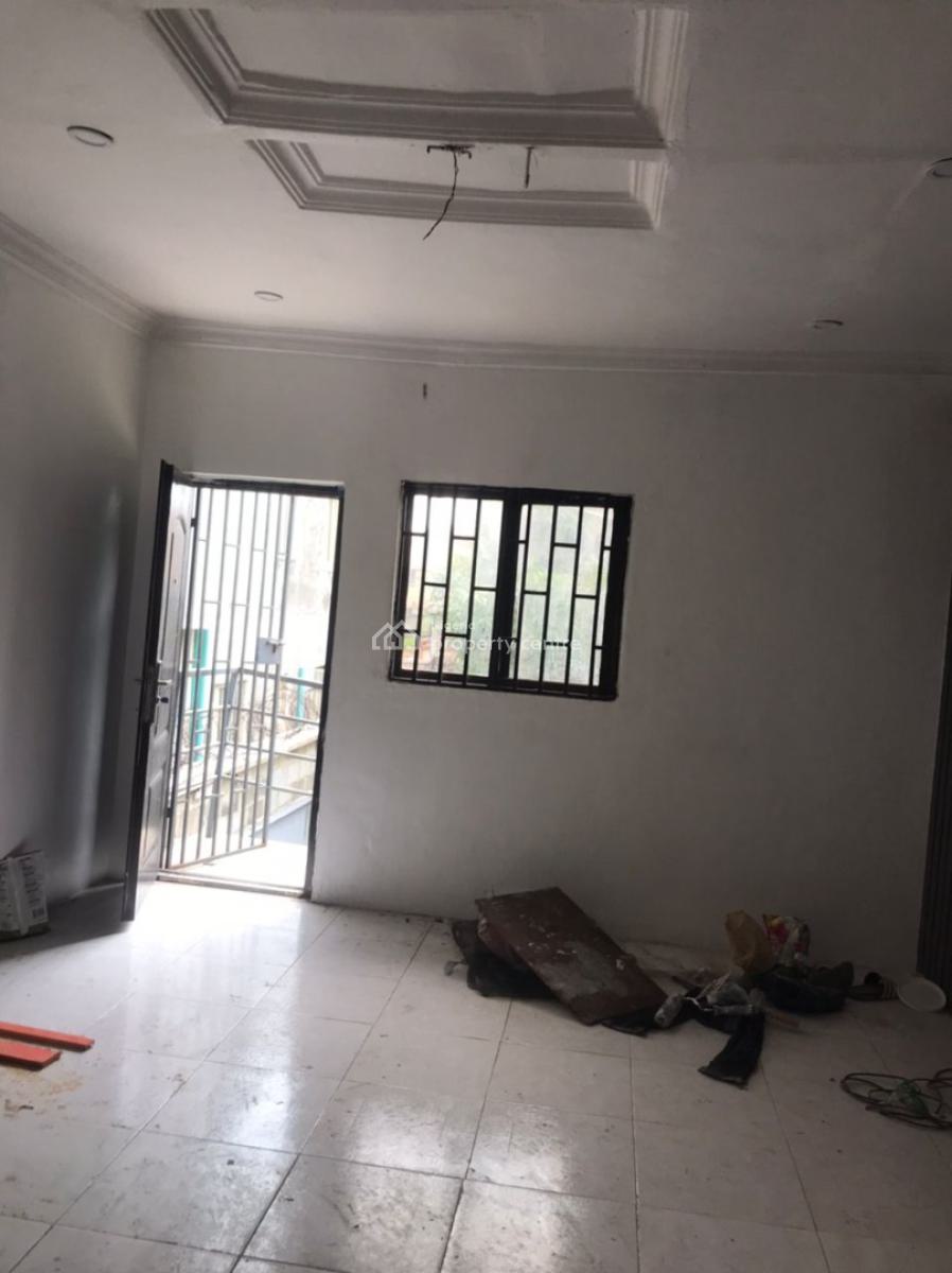 Well Maintained and Renovated 2 Bedroom Apartment, Thomas Estate, Ajah, Lagos, Flat / Apartment for Rent