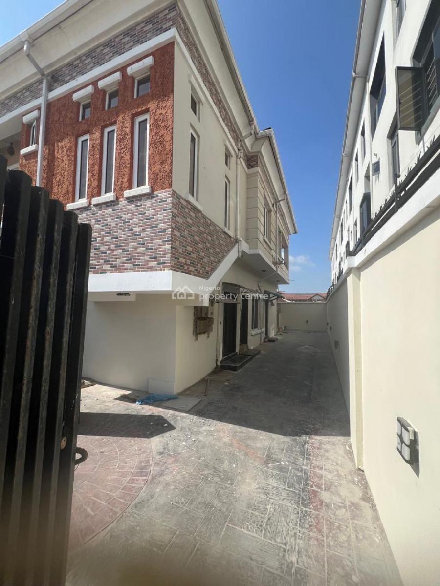 Beautifully Built 2 Bedrooms Duplex with  2 Rooms Bq, Ikate, Lekki, Lagos, Detached Duplex for Rent