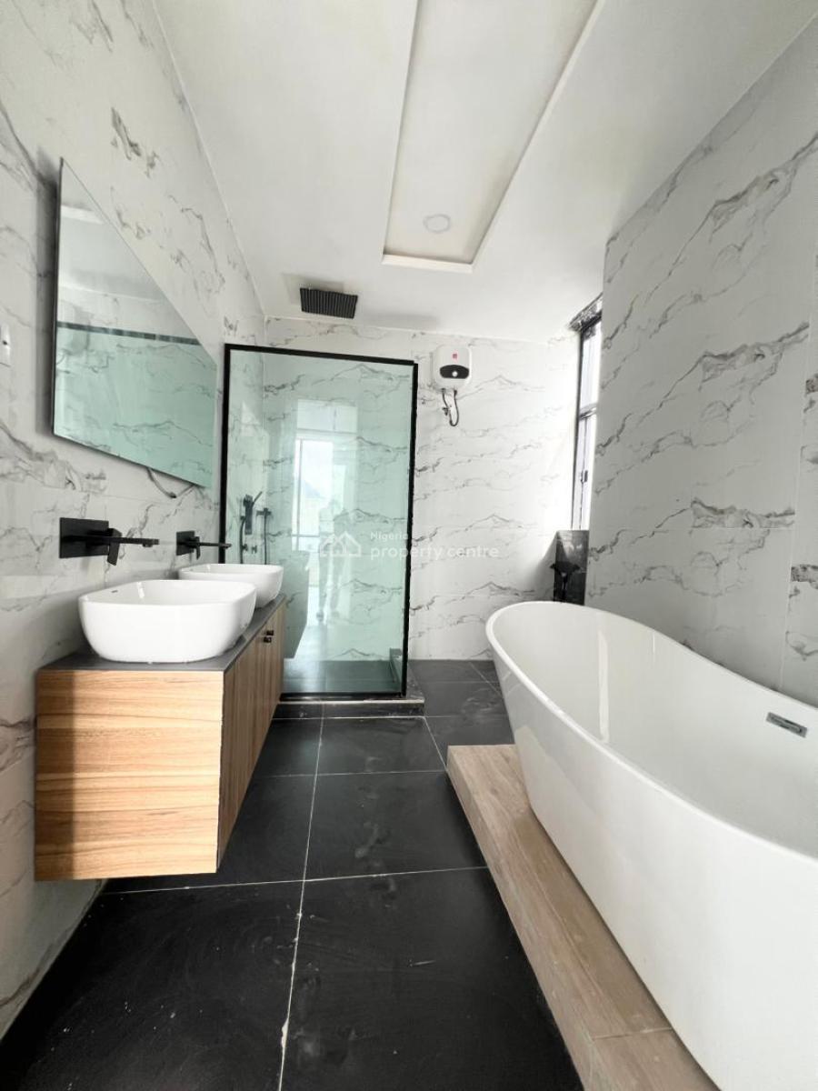 5 Bedrooms Fully Detached Duplex with a Bq, Chevron, Lekki, Lagos, Detached Duplex for Sale