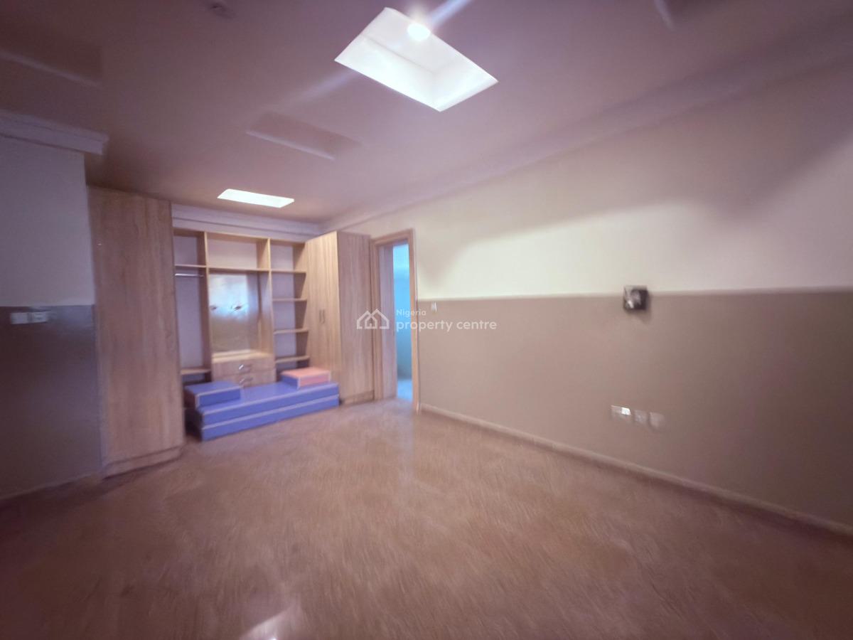 Exquisitely Built 8-bedroom Mansion, Guzape District, Abuja, House for Sale