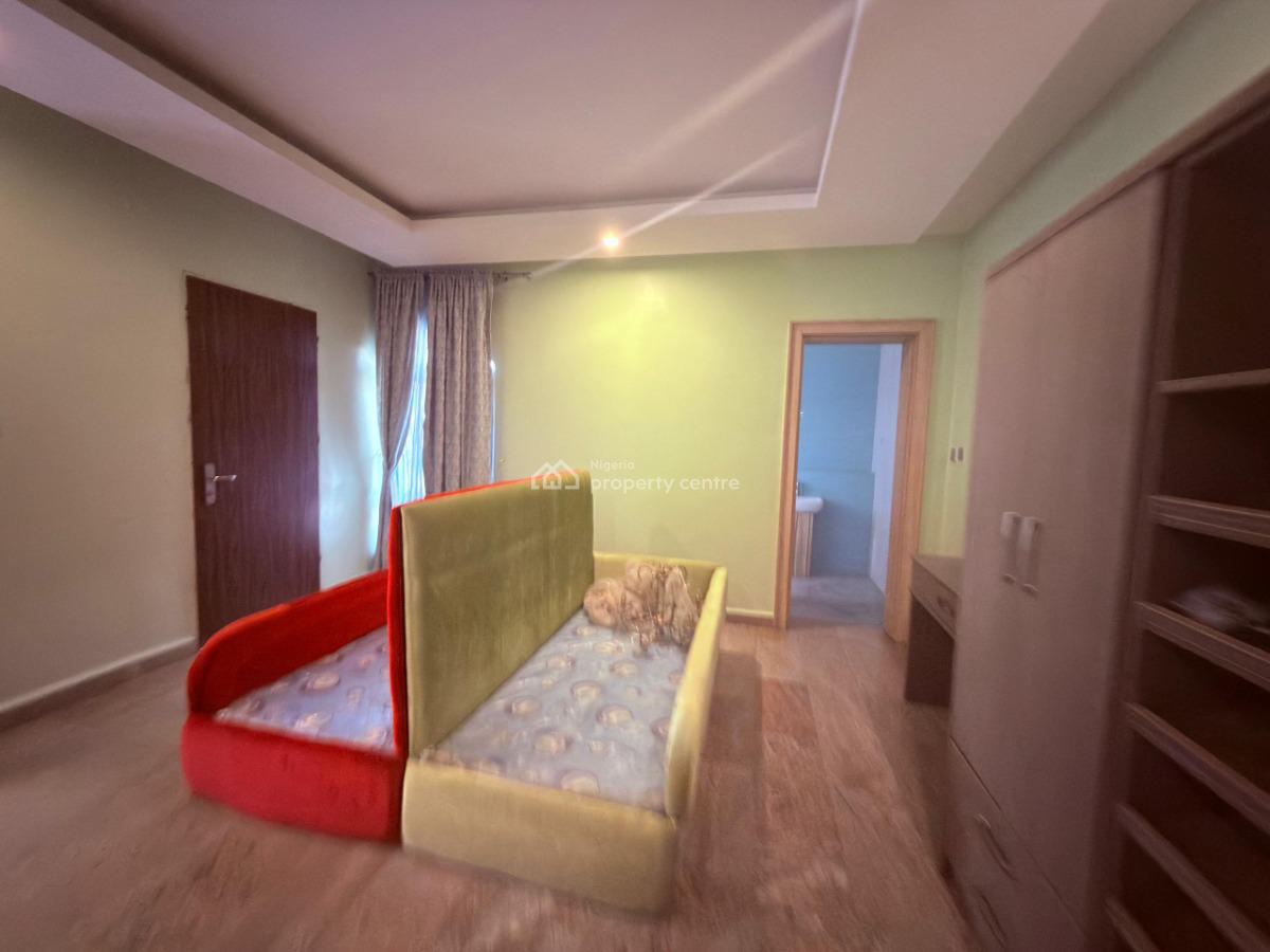 Exquisitely Built 8-bedroom Mansion, Guzape District, Abuja, House for Sale