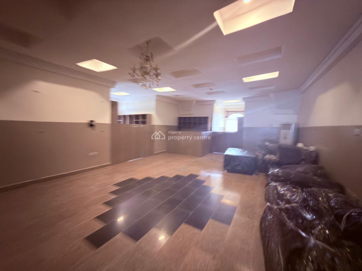 Exquisitely Built 8-bedroom Mansion, Guzape District, Abuja, House for Sale