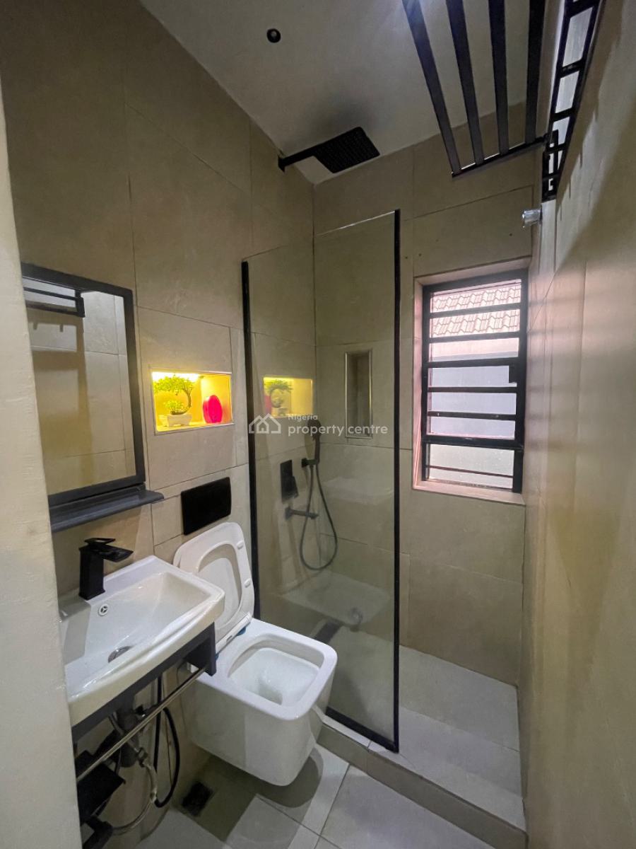 Luxury  Furnished 6 Bedroom Fully Detached Duplex with Pool and Bq, Port Harcourt, Rivers, Detached Duplex for Sale