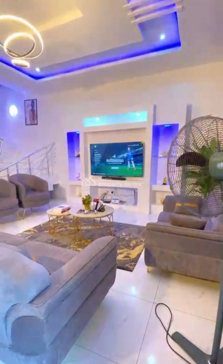 Sweet 4bedroom, Ikota, Lekki, Lagos, Semi-detached Duplex for Rent