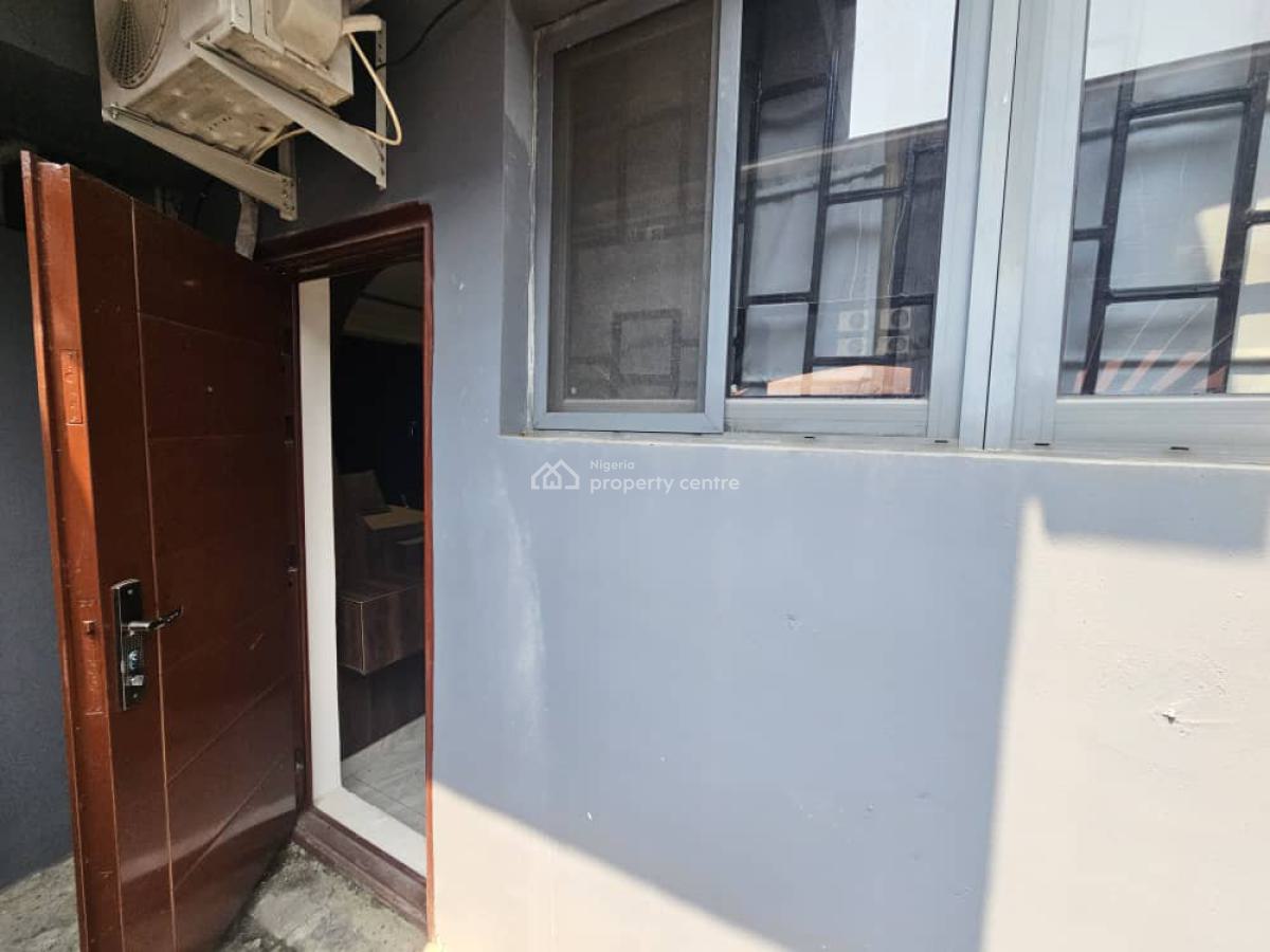 Fully Serviced and Tastefully Furnished 2 Bedroom Ground-floor Apartme, Victoria Island (vi), Lagos, Flat / Apartment for Rent