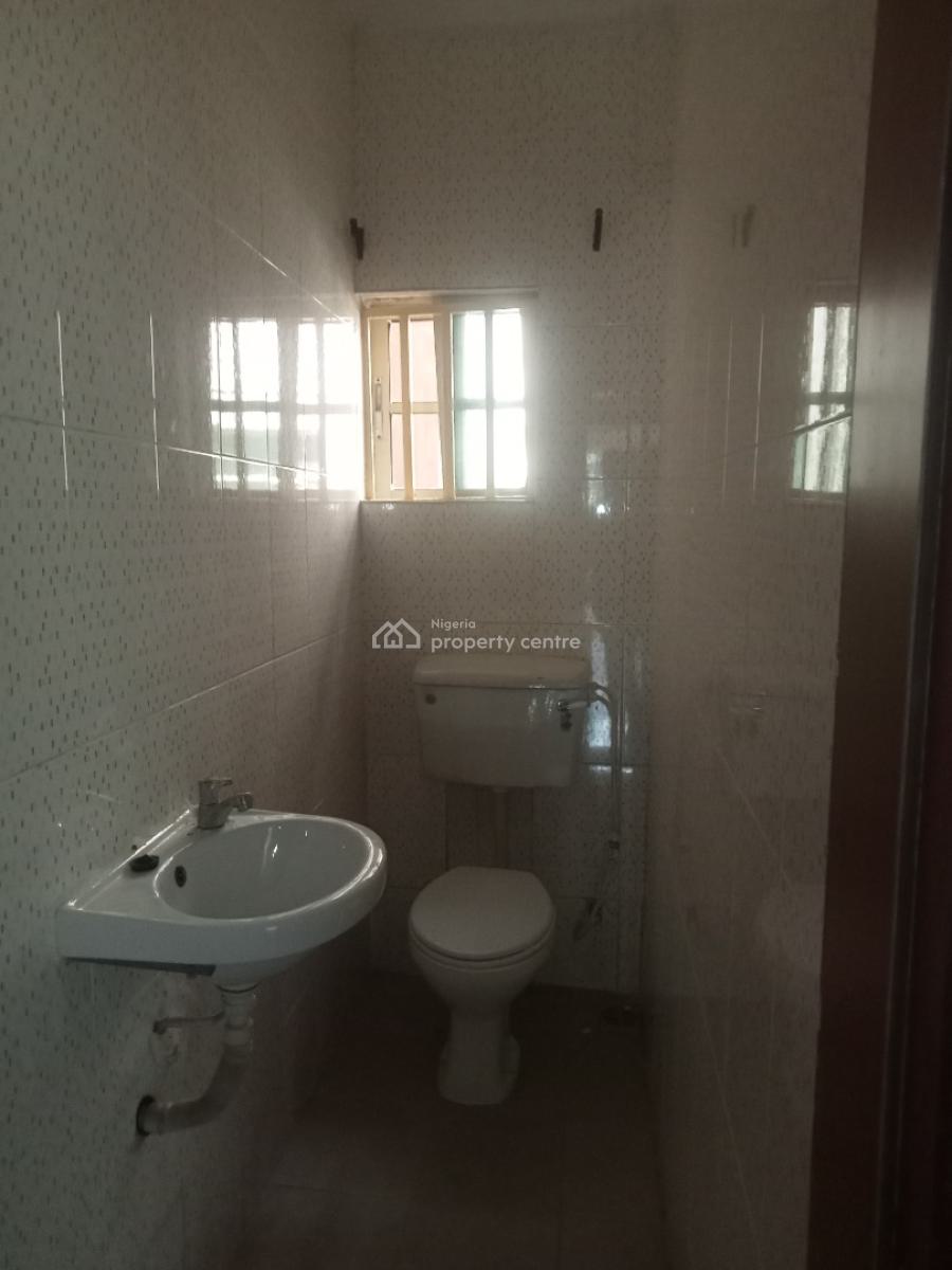 Lovely Ground Floor 3 Bedroom Apartment, Adeniyi Jones, Adeniyi Jones, Ikeja, Lagos, Flat / Apartment for Rent