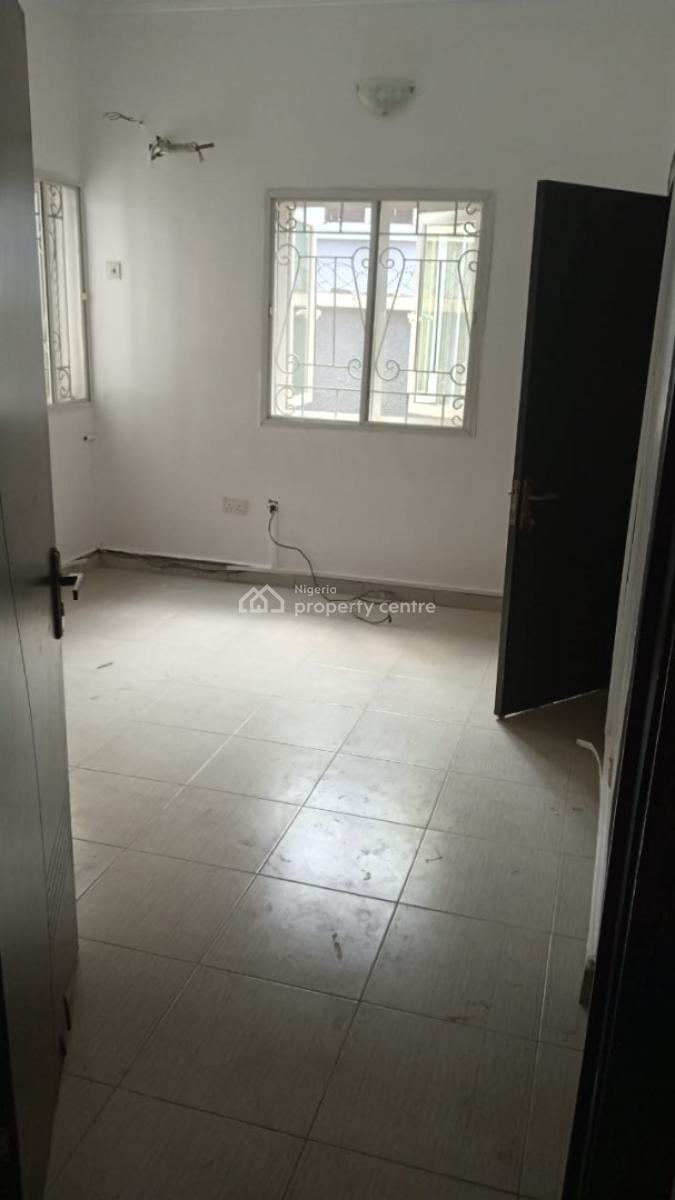 Spacious 3 Bedroom Apartment, Osapa London, Lekki, Lagos, Flat / Apartment for Rent