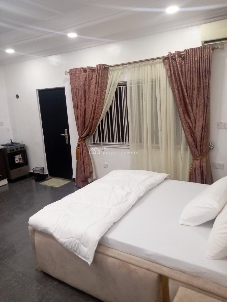 Luxury Studio Apartment, Ikosi Road, Oregun, Ikeja, Lagos, Self Contain (single Rooms) Short Let