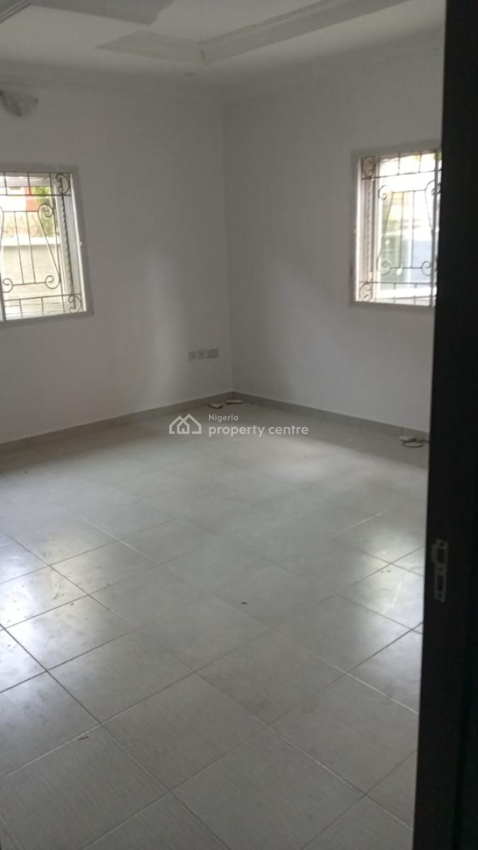 Self Service 3 Bedroom on Ground Floor, Osapa, Lekki, Lagos, Flat / Apartment for Rent