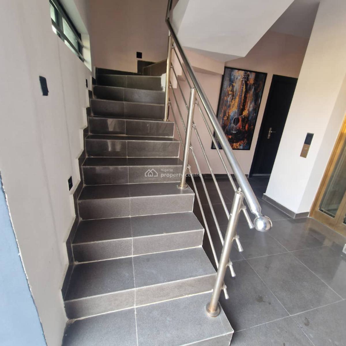 Fully Serviced 3 Bedroom Flat with a Room Bq, Lekki Phase 1, Lekki, Lagos, Flat / Apartment for Rent