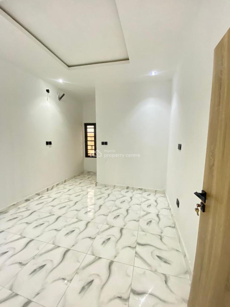 4 Bedroom, Ikota, Lekki, Lagos, Terraced Duplex for Sale