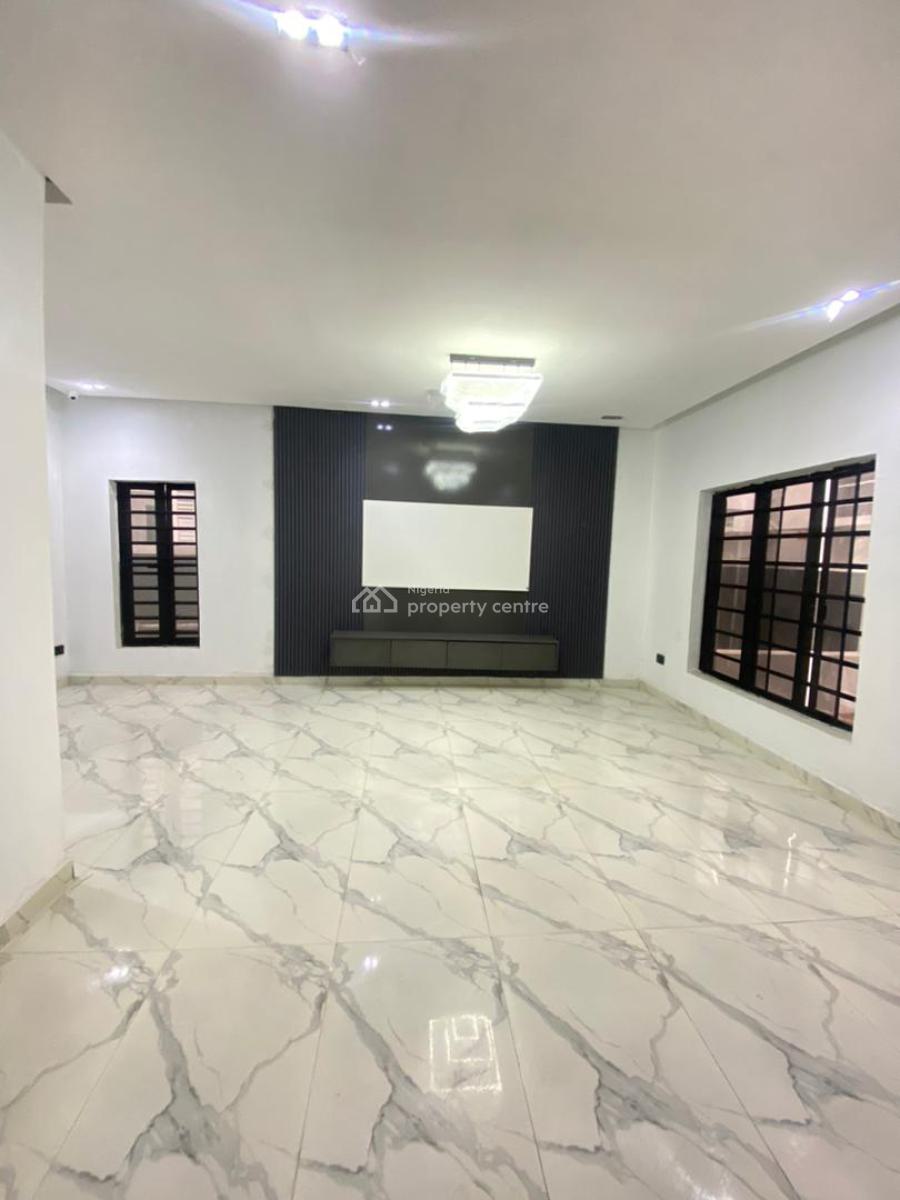 4 Bedroom, Ikota, Lekki, Lagos, Terraced Duplex for Sale