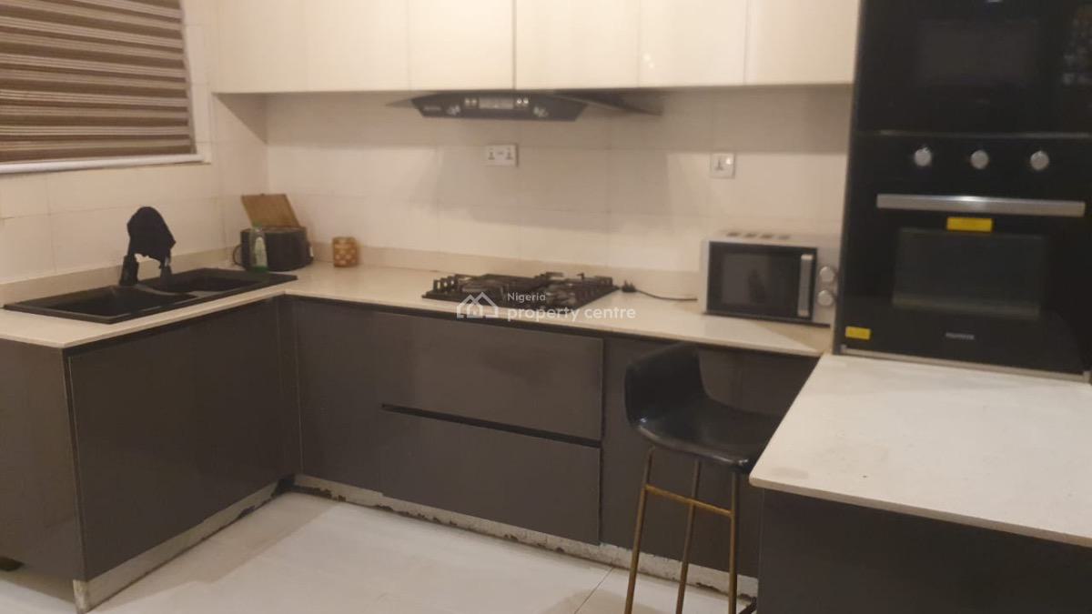 Furnished 2 Bedroom Apartment with Swimming Pool, Lekki Phase 1, Lekki, Lagos, Flat / Apartment for Rent