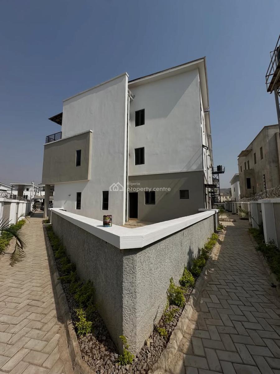 Pristine 4 Bedroom Terrace Duplex with 2 Living Room and a Bq, Jahi, Abuja, Terraced Duplex for Sale