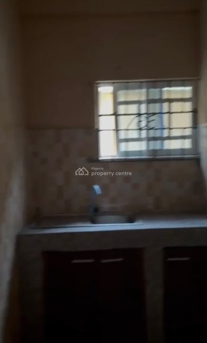 Spacious Mini Flat, Alagomeji, Yaba, Lagos, Mini Flat (room and Parlour) for Rent