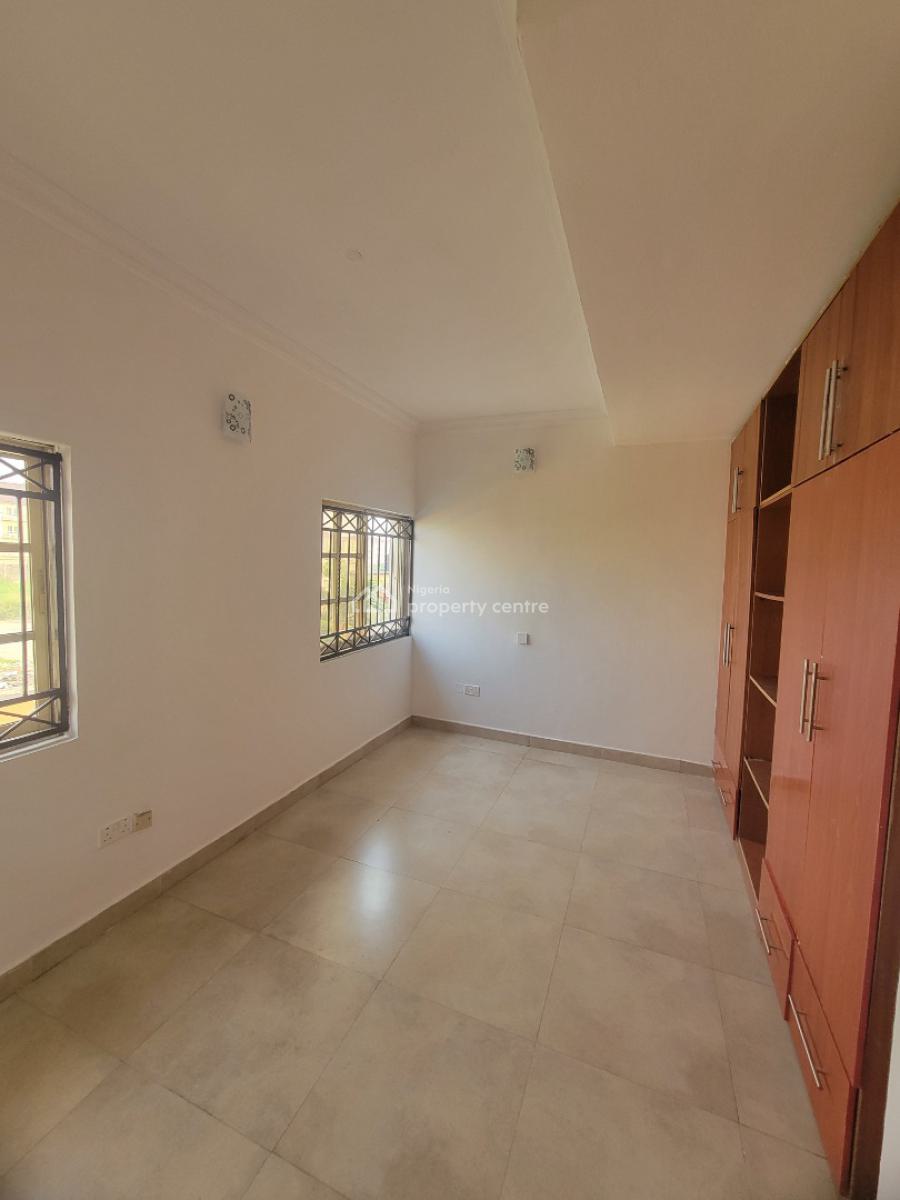 5 Bedroom Terrace Available, Ajiran Mews, Agungi, Lekki, Lagos, Terraced Duplex for Rent