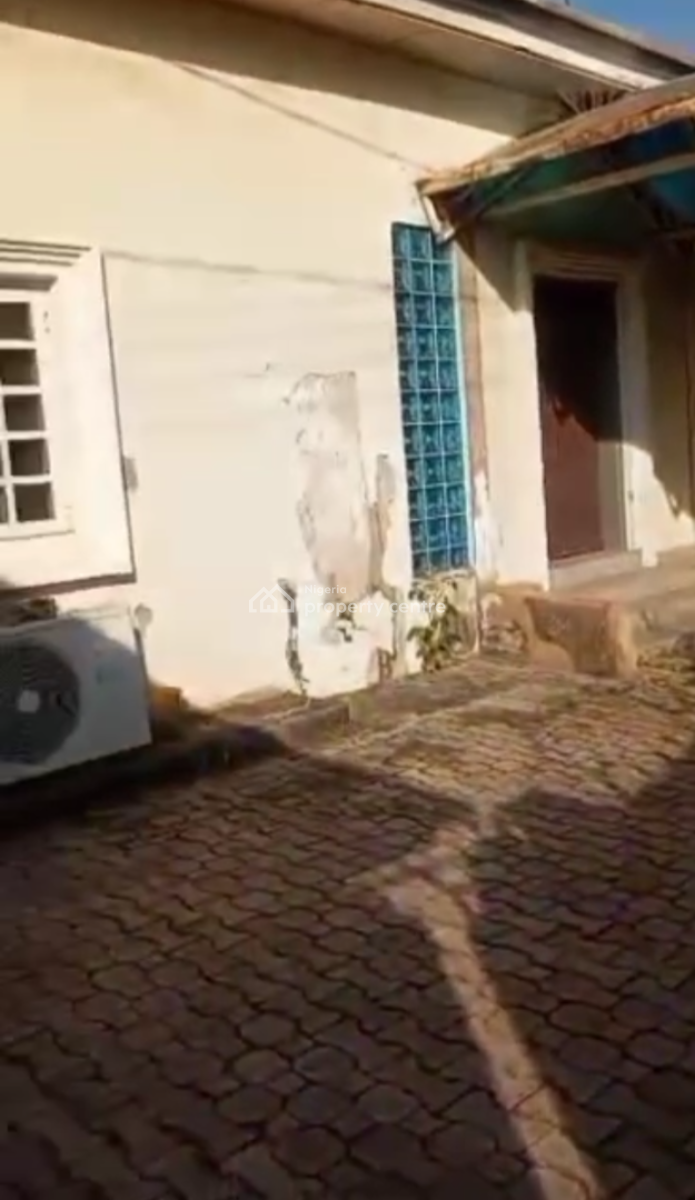 3 Bedroom Bungalow with Bq, Zone 6, Wuse, Abuja, Detached Bungalow for Sale