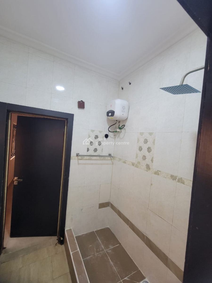 Newly Renovated 5 Bedroom Terrace House with a Bq, Ajiran Mews, Agungi, Lekki, Lagos, House for Rent