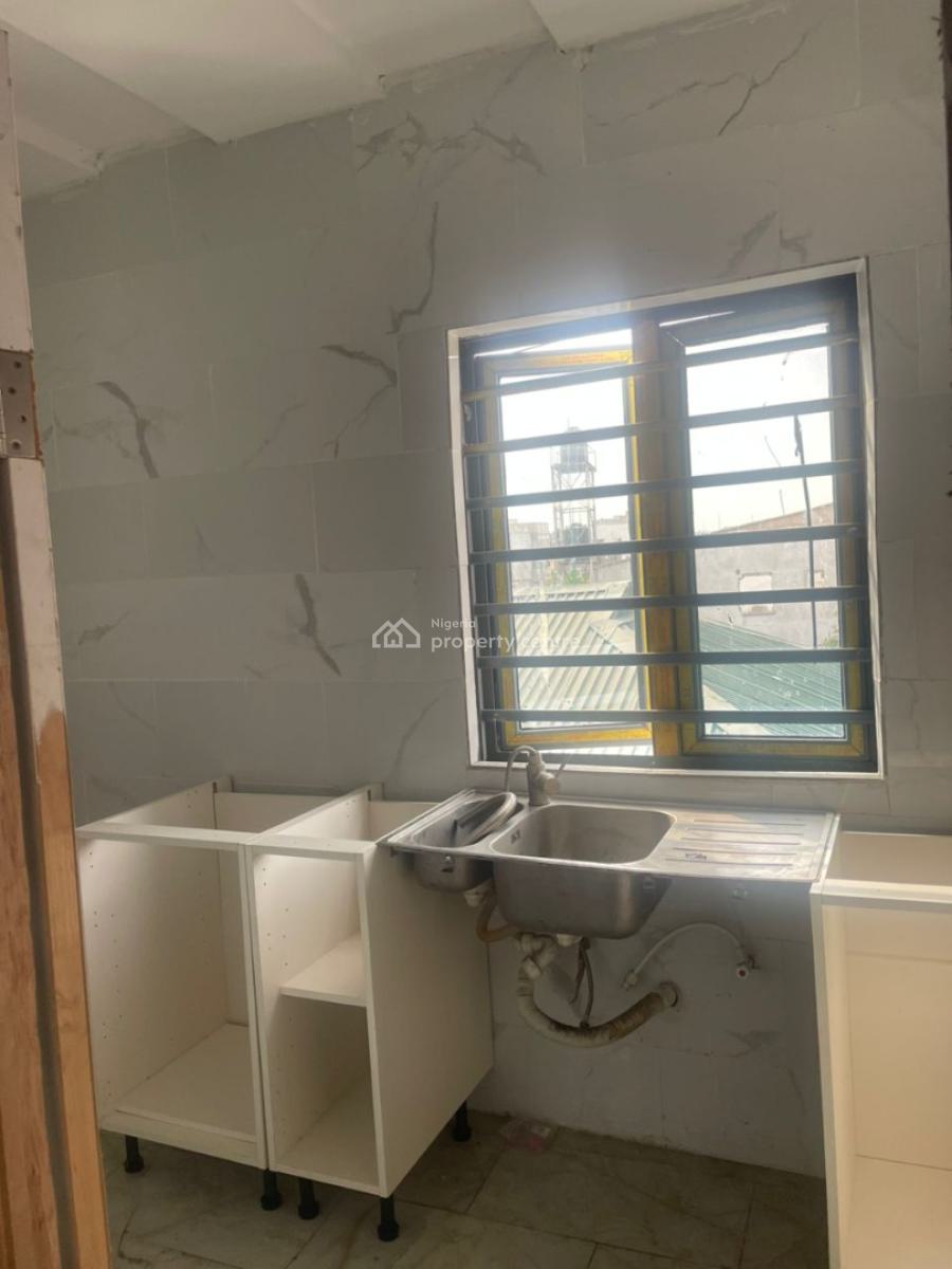 Newly Renovated 3  Bedroom, Omole Phase 2, Ikeja, Lagos, Flat / Apartment for Rent