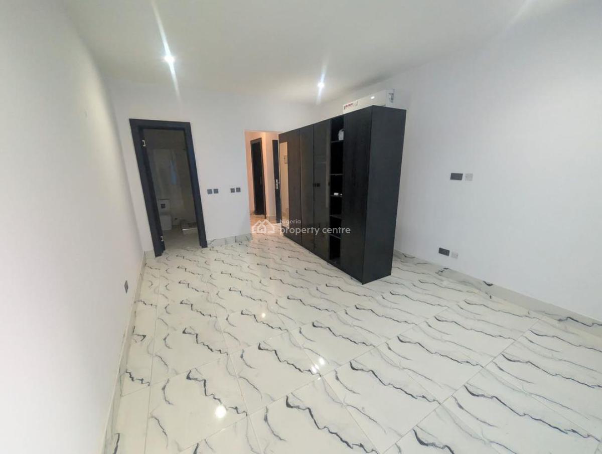 Well Maintained 3 Bedroom Maisonette with Bq, Ikoyi, Lagos, Flat / Apartment for Rent