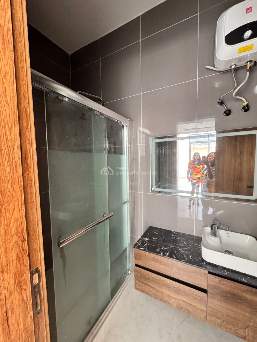 Brand New 2 Bedroom, African Lane Phase 1, Lekki Phase 1, Lekki, Lagos, Flat / Apartment for Rent