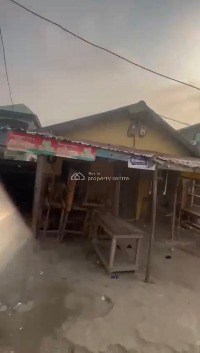 Standard Bungalow, Akoka, Yaba, Lagos, House for Sale