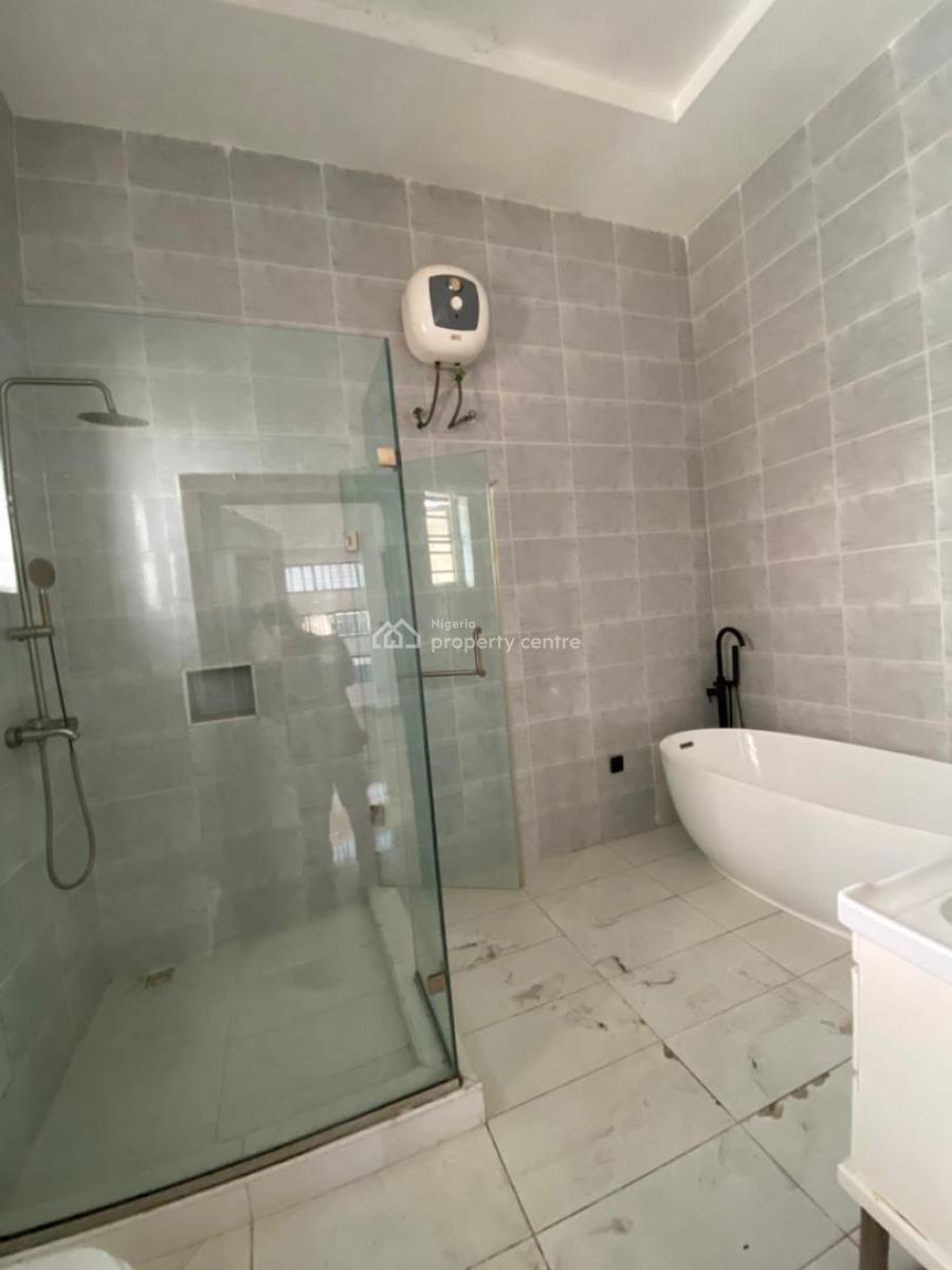 Spacious 5 Bedroom Fully Detached Duplex with Bq, Chevron, Lekki, Lagos, Detached Duplex for Sale