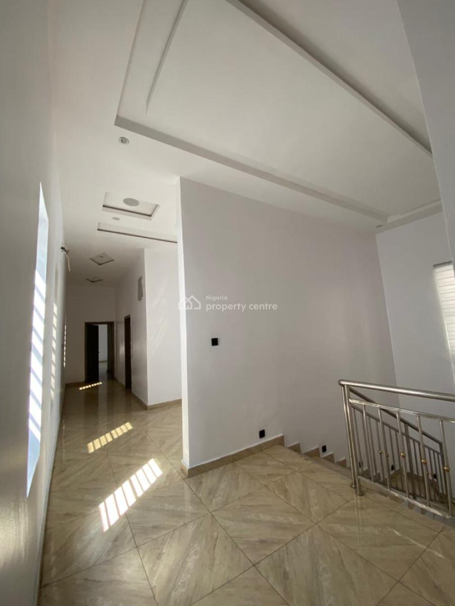 Spacious 5 Bedroom Fully Detached Duplex with Bq, Chevron, Lekki, Lagos, Detached Duplex for Sale
