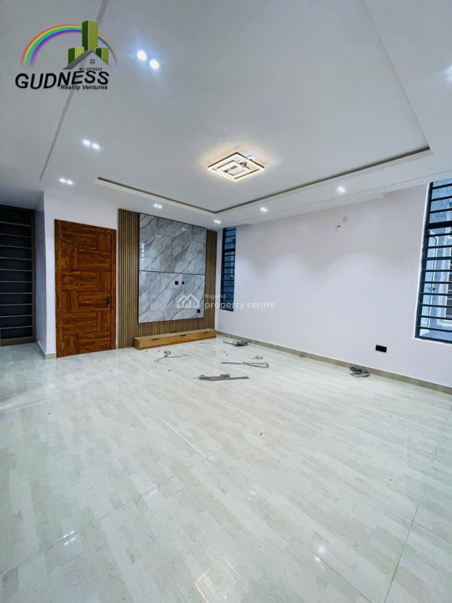 Brand New 5 Bedroom Fully Detached with Bq, Lekki Phase 1, Lekki, Lagos, Flat / Apartment for Sale