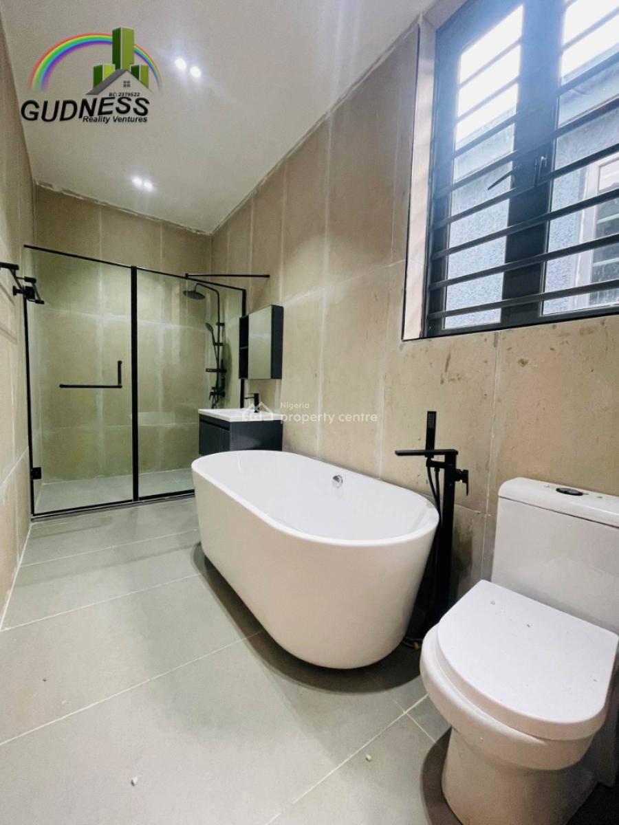Brand New 5 Bedroom Fully Detached with Bq, Lekki Phase 1, Lekki, Lagos, Flat / Apartment for Sale