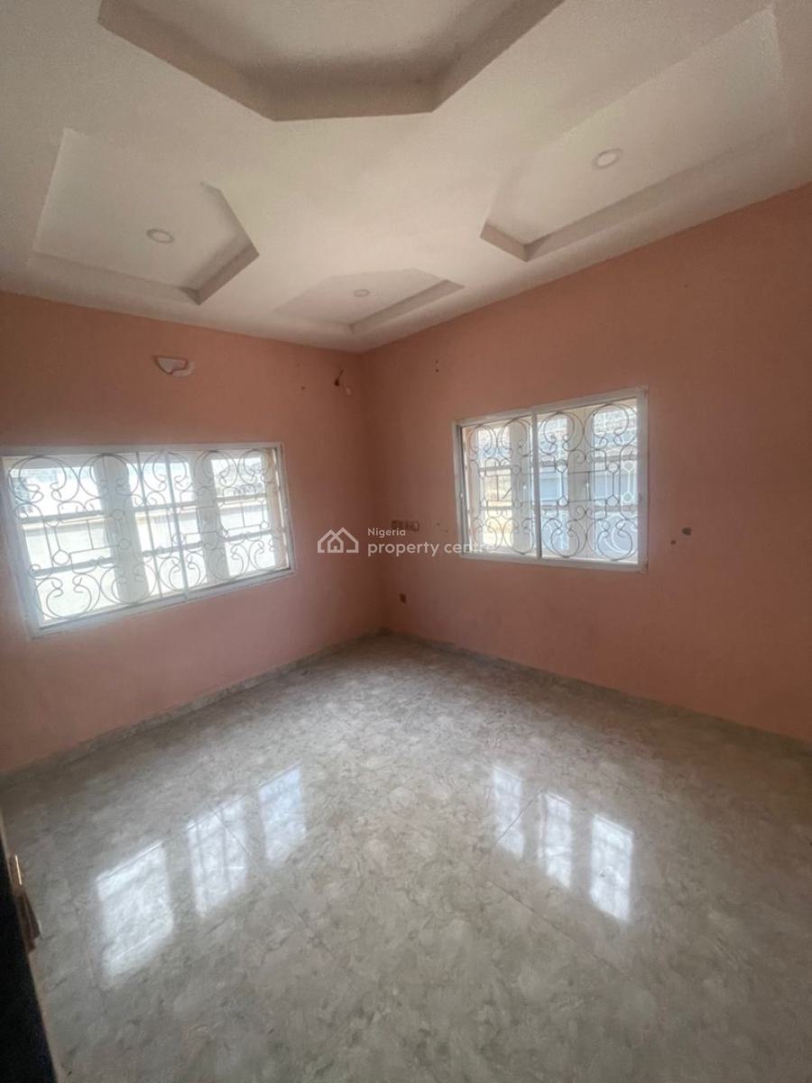Excellent Spacious 4 Bedroom Bungalow, Von Road, Lugbe District, Abuja, Detached Bungalow for Sale