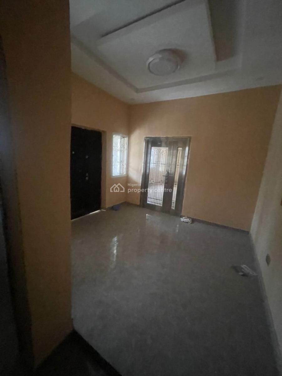 Excellent Spacious 4 Bedroom Bungalow, Von Road, Lugbe District, Abuja, Detached Bungalow for Sale