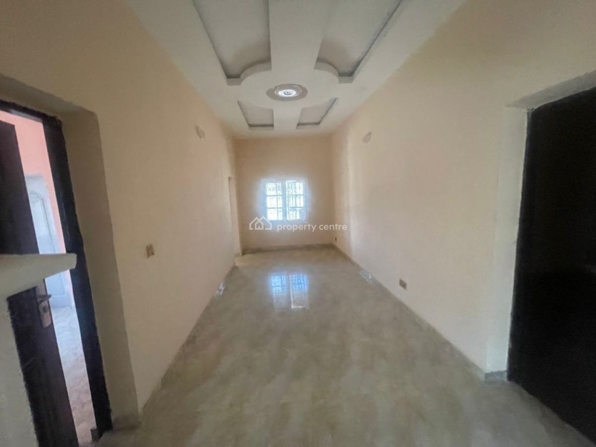 Excellent Spacious 4 Bedroom Bungalow, Von Road, Lugbe District, Abuja, Detached Bungalow for Sale