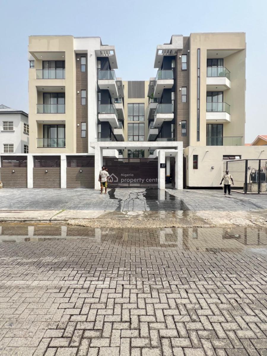 Aesthetically Pleasing 3 Bedroom Apartment, Lekki Phase 1, Lekki, Lagos, Block of Flats for Sale