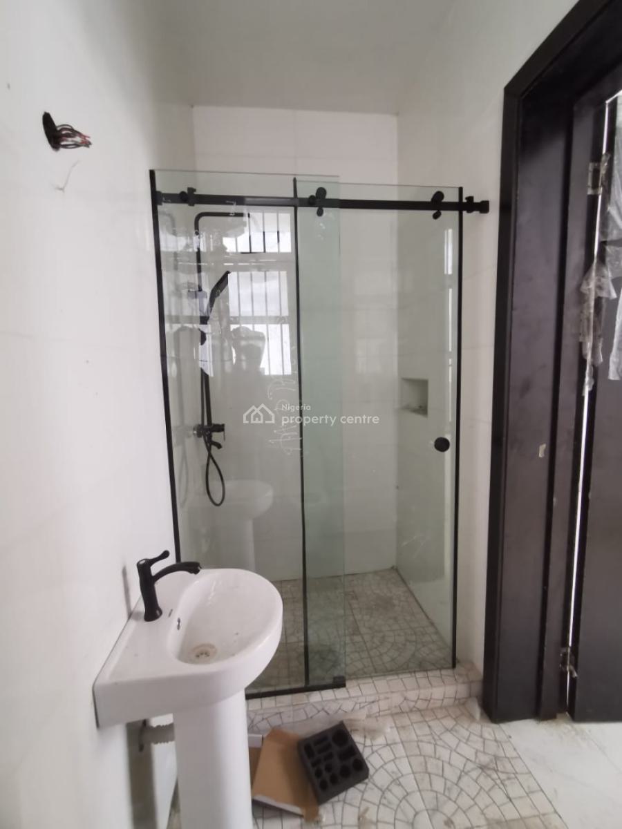 Spacious Newly Built 2 Bedroom Apartment Upstairs, Idado, Lekki, Lagos, Flat / Apartment for Rent