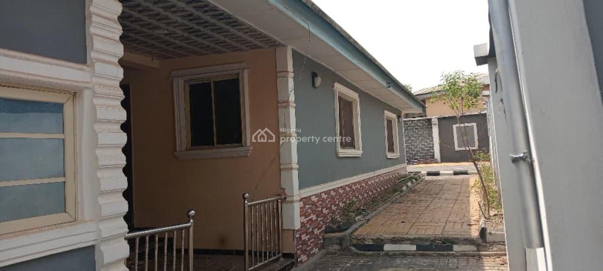 Spacious 5 Bedroom Detached Bungalow, Adebisi Layout, Nnpc Area, Apata, Ibadan, Oyo, Detached Bungalow for Sale