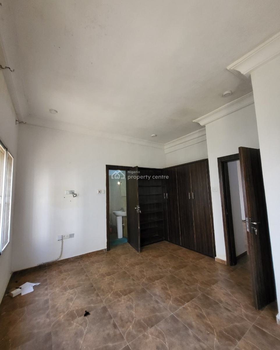 Luxurious Massive 1 Bedroom Flat, By Reno Hotel, Katampe, Abuja, Flat / Apartment for Rent
